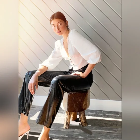 Aritzia Wilfred Romance Me Blouse Lace-trimmed V-neck Corset Size XXS - Picture 1 of 14